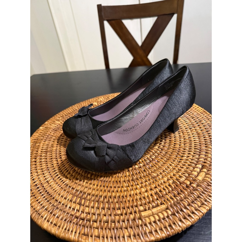 Jellypop Elva Black Textile Bow Round Toe Kitten Heel Pumps Womens 8.5M